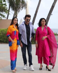 Anil Kapoor Instagram - How are promotions going you ask? Well… 😂 @neetu54 @kiaraaliaadvani