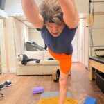 Anil Kapoor Instagram - Celebrating World Yoga Day! For a happy & healthy mind & body everyone should do some form of yoga everyday! This is my advice so you can also #jugjuggjeeyo Juhu, Maharashtra, India