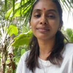 Anjali Patil Instagram - Tiny announcement about Anahat Films and mostly gratitude for the people who believed in me! @anahatfilms @klm_prasad @ishapungaliya @cineoramaa #prasannavithanage Sri Chidambarashrama