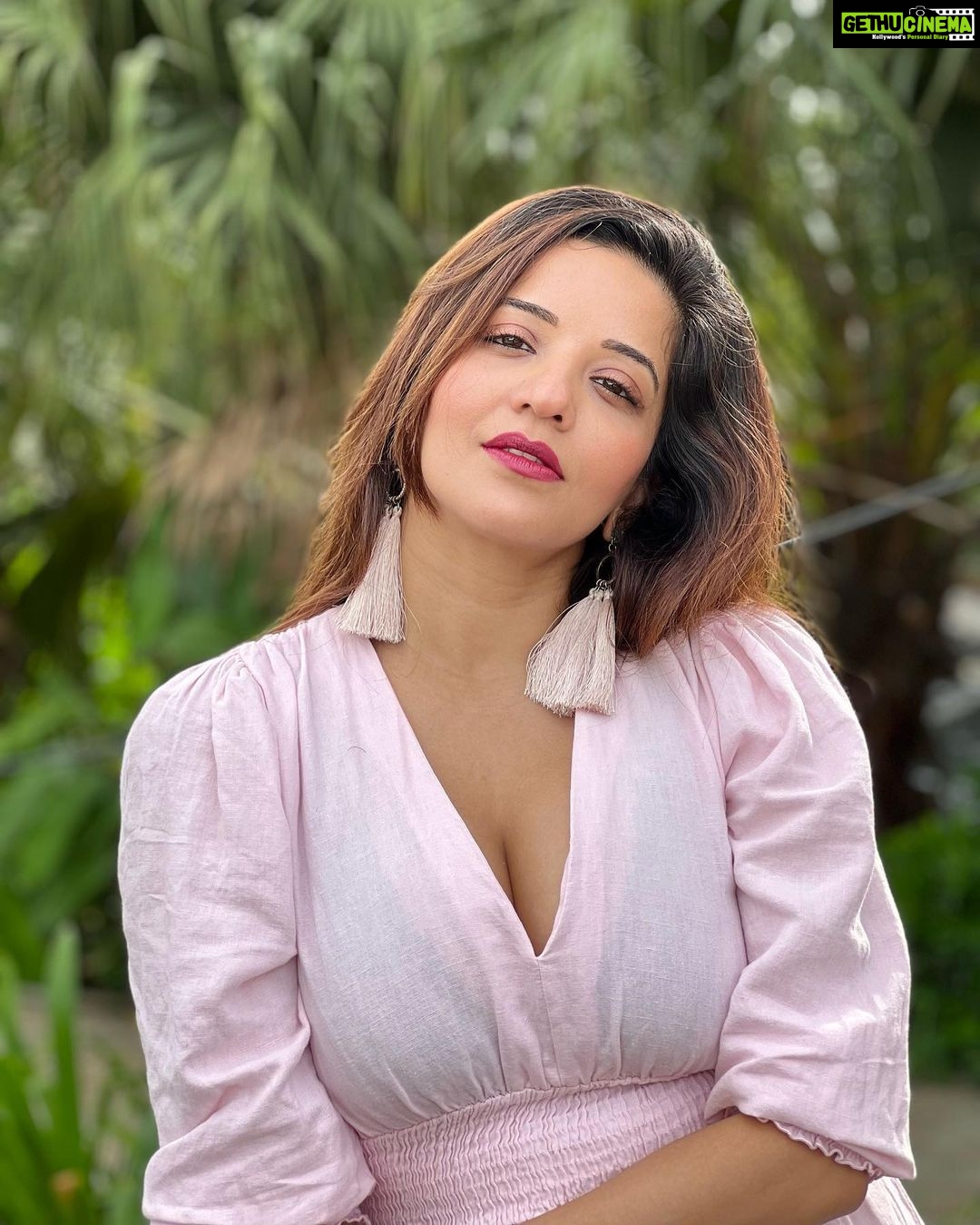 Antara Biswas Instagram - 🌸🌸🌸🌸