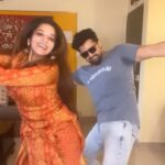 Antara Biswas Instagram - #famstep “JUG JUG JEEYO” … Always Enjoy Dancing With You My ❤️ @vikrant8235 … #Thepunjaabbansong Maniesh You Are As Always Fabulous… All the best ❤️❤️ @karanjohar @anilskapoor @neetu54 @varundvn @manieshpaul @kiaraaliaadvani @tanishk_bagchi @zarakhan @boscomartis @gippygrewal