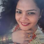 Anuya Bhagvath Instagram – :) #anuya #smile #bangles #redlips