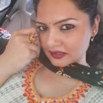 Anuya Bhagvath Instagram - :) #anuya #smile #bangles #redlips