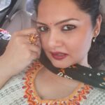 Anuya Bhagvath Instagram – :) #anuya #smile #bangles #redlips