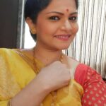 Anuya Bhagvath Instagram - Sarees and big bindi! So much character! My favourite look #actor #anuya #smile #character