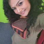 Anuya Bhagvath Instagram - Hey!! #anuya #salwar #vijay #curls #lipgloss #smile