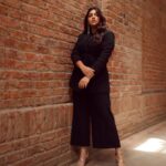 Aparna Balamurali Instagram - Outfit @zara Jewelry @aquamarine_jewellery Shot by @mirrorcraftfilms Makeup & Hair design by @makeupbypoojasha Styled by @theitembomb Mumbai - मुंबई