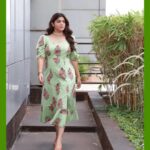 Aparna Balamurali Instagram - Promotions Day 2 💕 #VeetlaVishesham Outfit @thejodilife Shot by @mirrorcraftfilms Makeup & Hair design by @makeupbypoojasha Styled by @theitembomb Mumbai