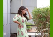 Aparna Balamurali Instagram - Promotions Day 2 💕 #VeetlaVishesham Outfit @thejodilife Shot by @mirrorcraftfilms Makeup & Hair design by @makeupbypoojasha Styled by @theitembomb Mumbai