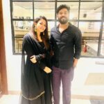 Aparna Das Instagram - Priyan and Neena in black 🥰 Loved working with you @sharaf_u_dheen. It’s always fun when ur around. ❤️ and thank you all for loving priyan and those who haven’t watched @priyanottathilanu_movie please go watch and let us know how u like it ☺️