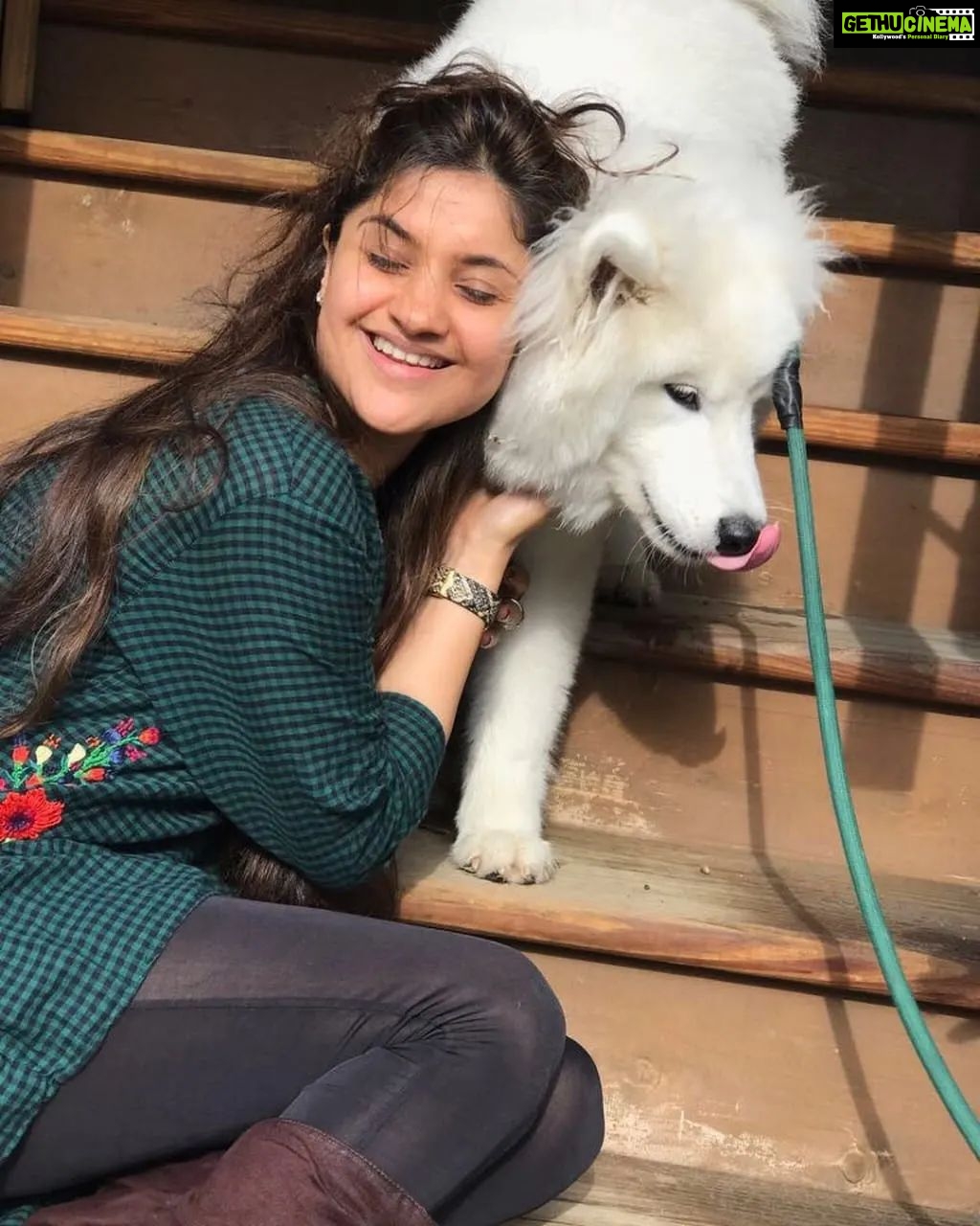 Archana Instagram - I am a Sucker for #cuddles Love #fluffy in #life Vermont Street Brooklyn New York
