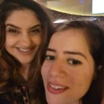 Archana Instagram - Thank youuuuuuuuuuuuuu .... #part2 of our #topgun #maverick #premier #screening #friends #love #happiness #wow #❤️ Juhu PVR