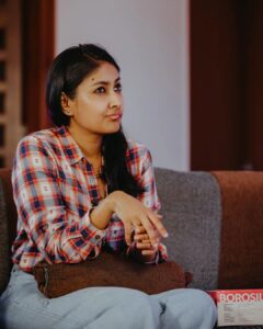 Archana Jois Instagram - ರಂಗಿ'ತರಂಗ'ಗಳು 

📸 - @lens4memories_by_arun