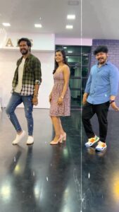 Ashna Zaveri Instagram - Thank you for 4 million #othaithamarai @choreographer_sridhar @tr.bala @themugenrao @vrmanikandaraman @vonimusic