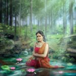 Ashwathy Warrier Instagram - Dreams and fairy tales 🧚‍♀️ Here is another one from a gorgeous shoot we did ! Recreating an imaginary Indian mythological character❤️ Photographer : @vishcolors Designer : @senthamaraigokulakrishnan MUA : @ansarimakeupandhairstylist #indian #bride #princess #fairytail #princess #mythology #character #forest #imagination #magical photography #beautiful #beauty #traditional #dreamy #lotus #pond #classic #design #saree #draping #jewellery #antiquejewelry #antiqueindia #ashwathyravikumar #ashwathywarrier #ashwathy #actor #model #chennai #london