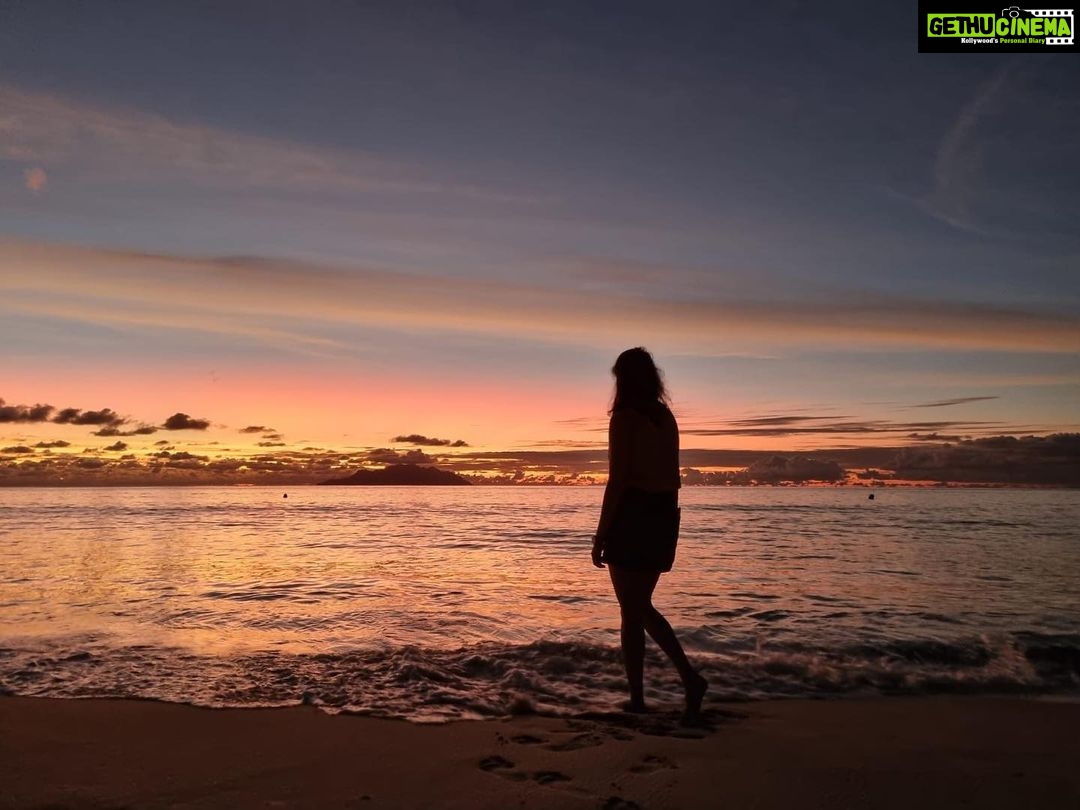Ashwathy Warrier Instagram - A place of healingš„° #magical #beach #beauvallon