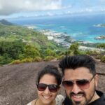 Ashwathy Warrier Instagram – Traveller mode 🧳🕶🌞 
#travel #travelling #sun #explore #experience #new #adventure #sand #beach #capoliatrail #view #travelpartner #bluesky #ontopoftheworld Seychelles Island, East Africa