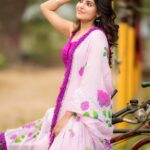 Athulya Ravi Instagram – I prefer living in color !! 🌈🟣❤️💕💙💗💛💚!! 
👗 @rang_by_shilpa 👗
Blouse @naushinkiran 💗
Clicked @camerasenthil 📸