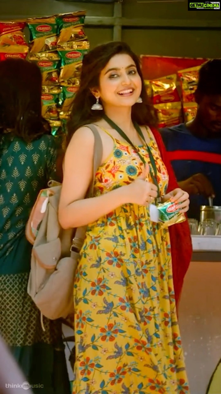 Avantika Mishra - 23.9K Likes - #IceKattiKuruvi full video song out now!
#DblockOnJuly1st
Link in bio!
.
.
@arulnithi_tamilarasu @vijayviruz @aravinndsingh @mnm_india @thinkmusicofficial @sakthifilmfactory @ronethanyohann @erumasaani
.
.
.
#tamilsongs #trendingreels #reelsinstagram #reelitfeelit #tamil #reels