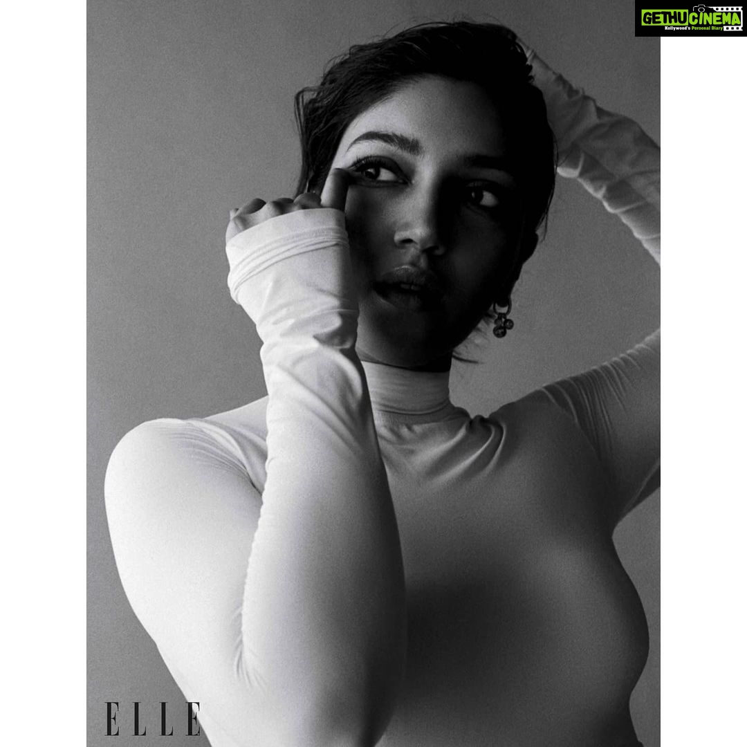 Bhumi Pednekar Instagram - Monochrome life 🖤 @elleindia . . . #ELLEfebruary #ELLEIndia #EyesOnThePrize #CoverGirl #February