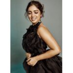 Bhumi Pednekar Instagram – Classic _________ 💋
.
.
.
#sunday #mood #love #hello #instagood #black #beauty #bye #2019