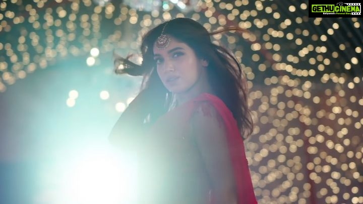 Bhumi Pednekar Instagram - #VedikaDoingVedikaThings #PatiPatniAurWoh #6thDecember