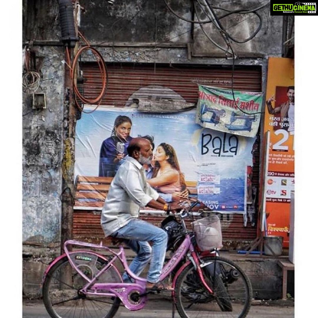 Bhumi Pednekar Instagram - Bala ❤️ @ayushmannk with @get_repost ・・・ Aaj yeh film meri nahi hai. Aapki hai. Yeh kahaani sirf #Bala ki nahi hai. Un sabhi Bala jaise sadak pe chalte logon ki hai joh khud ki talaash mein hain. Pyaar ke liye shukriya. 🙏🏻