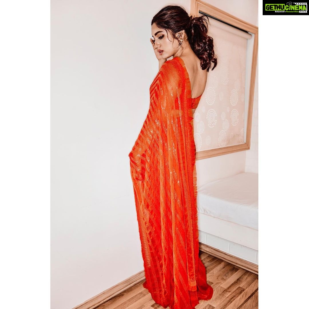 Bhumi Pednekar Instagram - Rasbhari 🍇 . #love #instagood #namaste #sunday #NareeInSaree #vedikatripathi #patipatniaurwoh @manishmalhotra05 @mmalhotraworld Mumbai, Maharashtra
