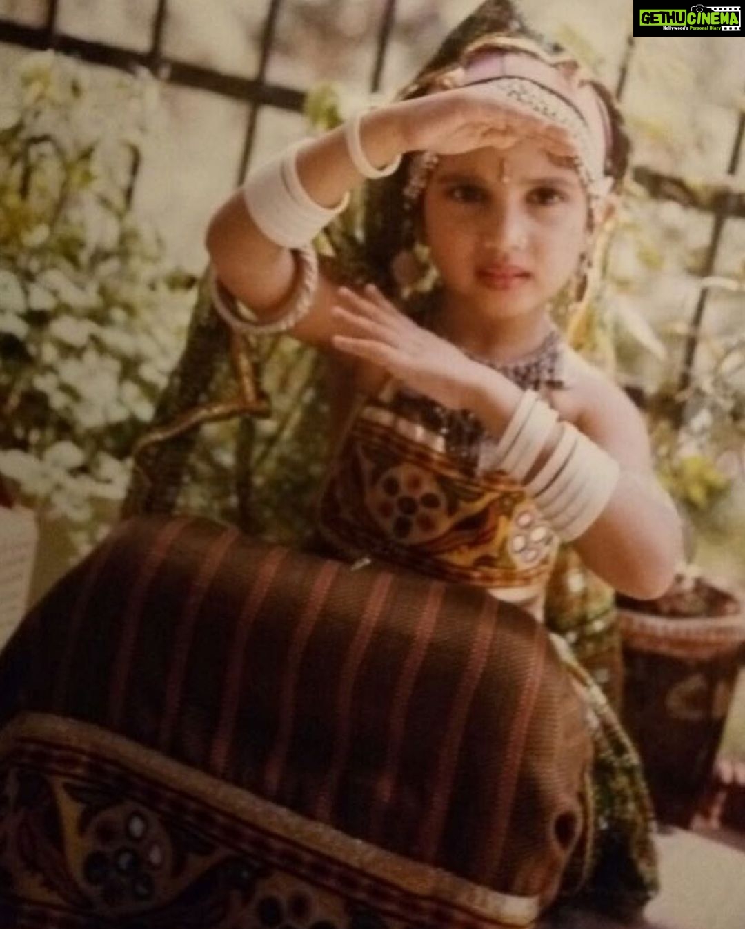Bhumi Pednekar Instagram - Because Bachpan se heroine 😁#HappyChildrensDay . Thank you mummy and papa for letting the drama queen in me live and for nurturing it ❤️ P.s please don’t miss the wig in the last picture