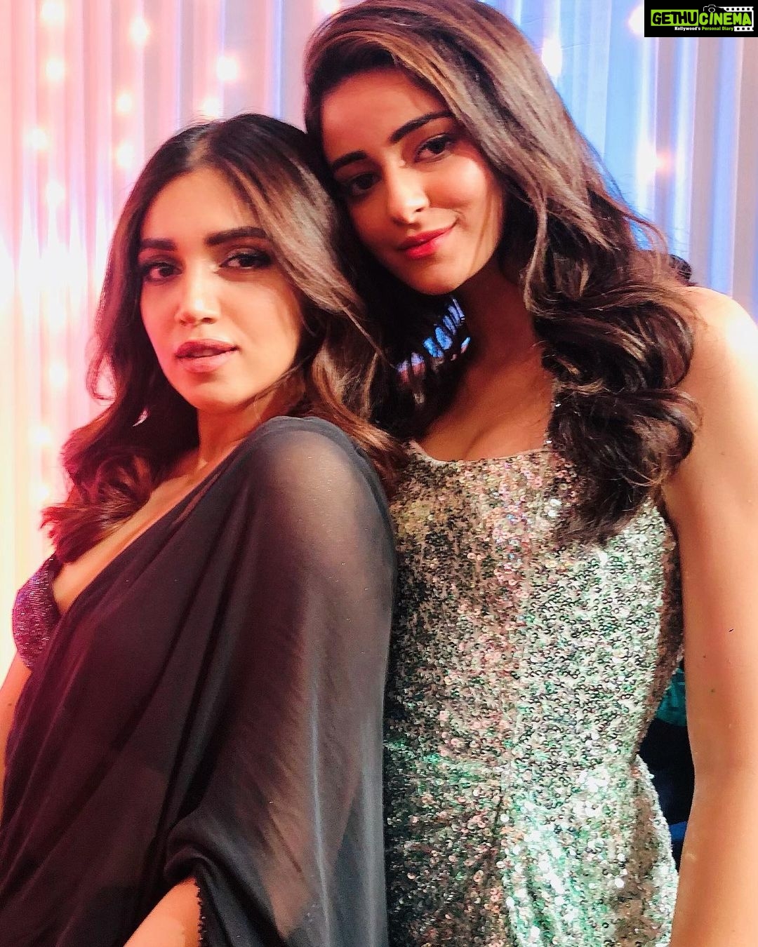 Bhumi Pednekar Instagram - Here’s wishing this cute little girl @ananyapanday ❤️ a very happy birthday 🎉 May this year be full of all things amazing ✨ #PatniAurWoh