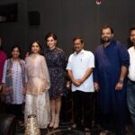 Bhumi Pednekar Instagram - Thank you @arvindkejriwal sir for coming down with your family to watch our little gem #SaandKiAankh and making the evening so special!