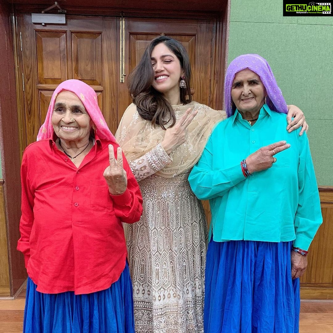 Bhumi Pednekar Instagram - आप सबको हैपी दशहरा ❤️ . . . #happydussehra