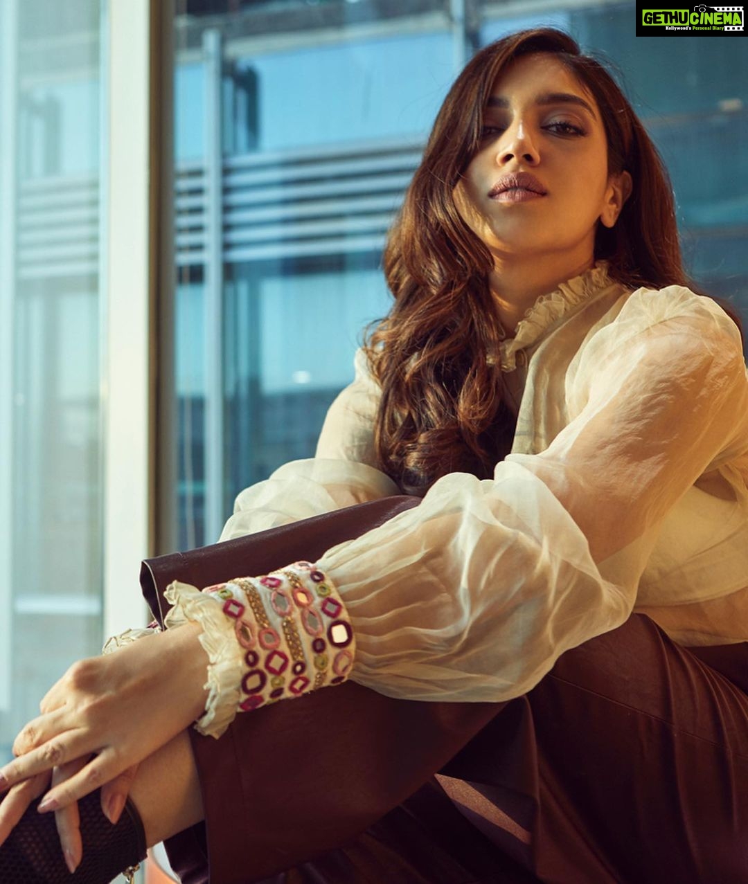 Bhumi Pednekar Instagram - Sheer waste of time -NOT #poser . . . #hello #instagram #love #bala