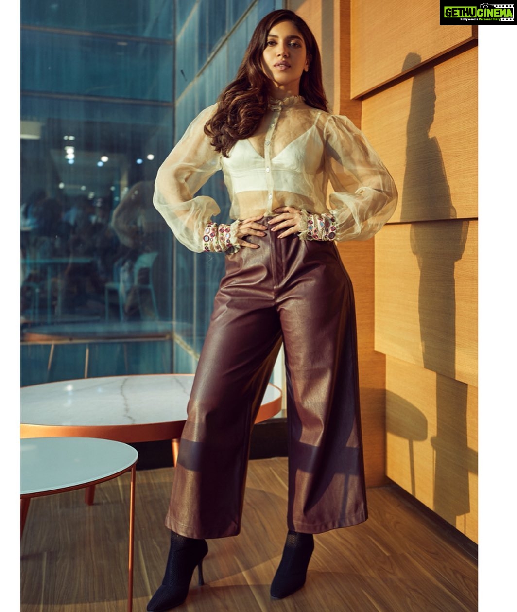 Bhumi Pednekar Instagram - Sheer waste of time -NOT #poser . . . #hello #instagram #love #bala