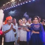 Bhumi Pednekar Instagram - @arvindkejriwal sir,thank you for your warmth and super energy yesterday at the #lavkushramlila . @taapsee and I hope , you get a chance to watch our film #SaandKiAankh #ThisDiwali :))