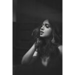 Bhumi Pednekar Instagram - मंडे मूड #blackandwhite . . . #morning #instafam #hello #monday #love #gratitude