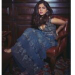 Bhumi Pednekar Instagram - थंडर-बोल्ट ⚡️ . . . @fhmindia 📸 @rohanshrestha Hair and makeup @eltonjfernandez #morning #wednesday #covergirl #love #gray