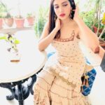 Bhumi Pednekar Instagram - वीकेंड का इन्तेज़ार ... . . . #morning #insta #fam #weekend #friday #love