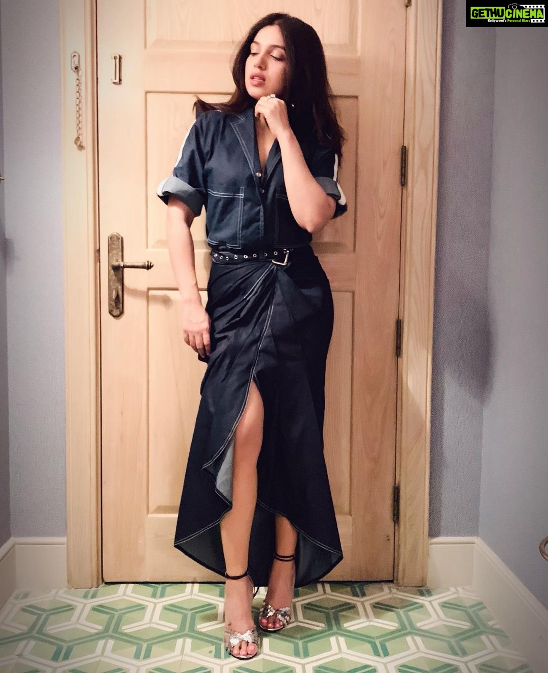 Bhumi Pednekar Instagram - मूड ❤️ . . . #sunday (tap for deets)