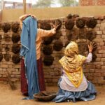 Bhumi Pednekar Instagram - के ख़ुस्बू आन लाग री है...... दिखे कुछ कमाल का पक रेहा है.... #SaandKiAankh #साँडकीआँख @taapsee @tusharhiranandani @nidhiparmarhira @anuragkashyap10 @reliance.entertainment @itsvineetsingh #prakashjha