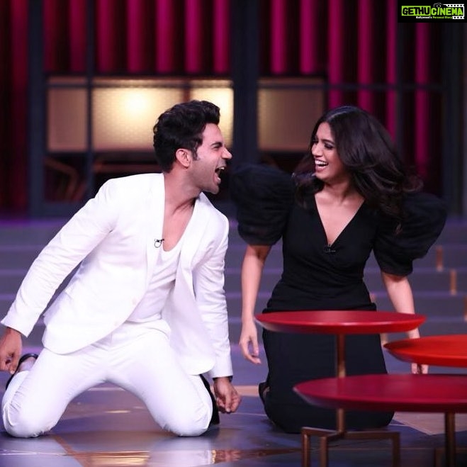 Bhumi Pednekar Instagram - Madness 😜 with @karanjohar & @rajkummar_rao on #koffeewithkaran tonight on @starworldindia @hotstar