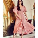 Bhumi Pednekar Instagram - 💃🏻 . . Styled by @shaleenanathani Makeup @sonicsmakeup Hair @hairstories_byseema Team @hmehta75 @crastosuzan 📷 @kadamajay #stylefile #sonchiriyapromotions #sonchiriya #1stmarch