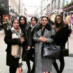 Bhumi Pednekar Instagram - Reunited ❤️ @samikshapednekar @shermeenk620 @khakianireshma @sumitrapednekar #girlstrip #fam #love #london #bptravels