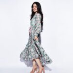 Bhumi Pednekar Instagram - 👗🧚🏻‍♀️😘 Styled by @tanghavri ❤️ Makeup @sonicsmakeup Hair @hairstories_byseema Clicked by @kadamajay #dressedup #wednesday #love