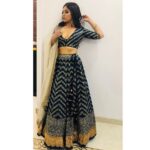 Bhumi Pednekar Instagram - Diwali ready in @jayantireddylabel ❤️ Styled by @sukritigrover Assisted by @piasinha @sanakhan.z Makeup @sonicsmakeup 😘 Hair @nivatesurekha #happydiwali2018 #dressedup