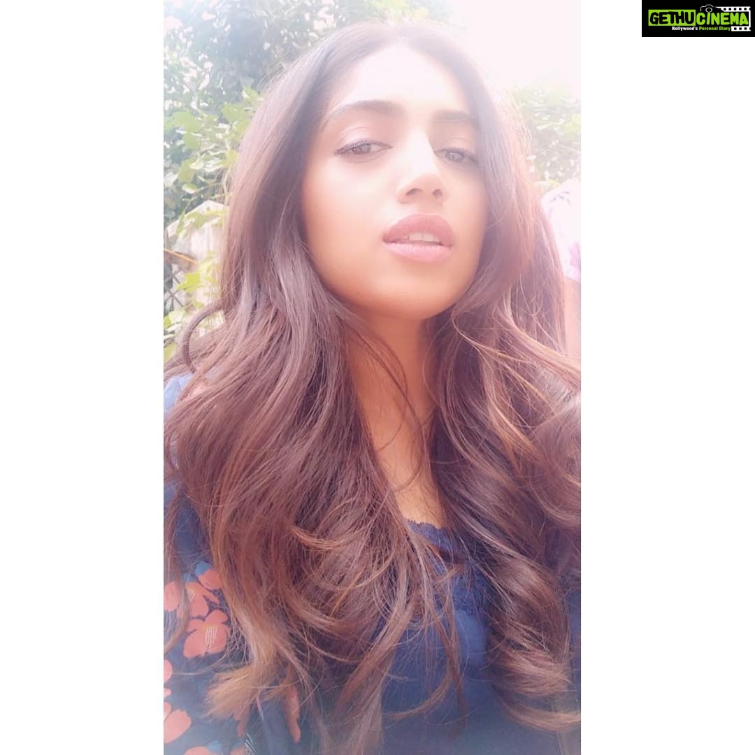 Bhumi Pednekar Instagram - GoodMorning ❤️ #morning #tuesday #love #hello