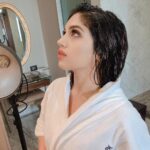 Bhumi Pednekar Instagram - Just ✌🏻 #wednesday #morning #mood