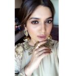 Bhumi Pednekar Instagram – Eid Mubarak my lovelies ❣️
May you be blessed with happiness, peace, good health and 💕 
This is a special shout-out to all my fans that have given me such incredible amounts of love this year. On this holy day I promise to keep making you all proud 😘

#eidmubarak #ootd #love #hello #saturday #goodvibes #morning #ready