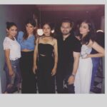 Bhumi Pednekar Instagram - Happy Shiney people 😁 #mytribe #feels #saturdaynight #hello #love #family @rubina.bajwa @dimplebelani @mihirlath @prianka.l