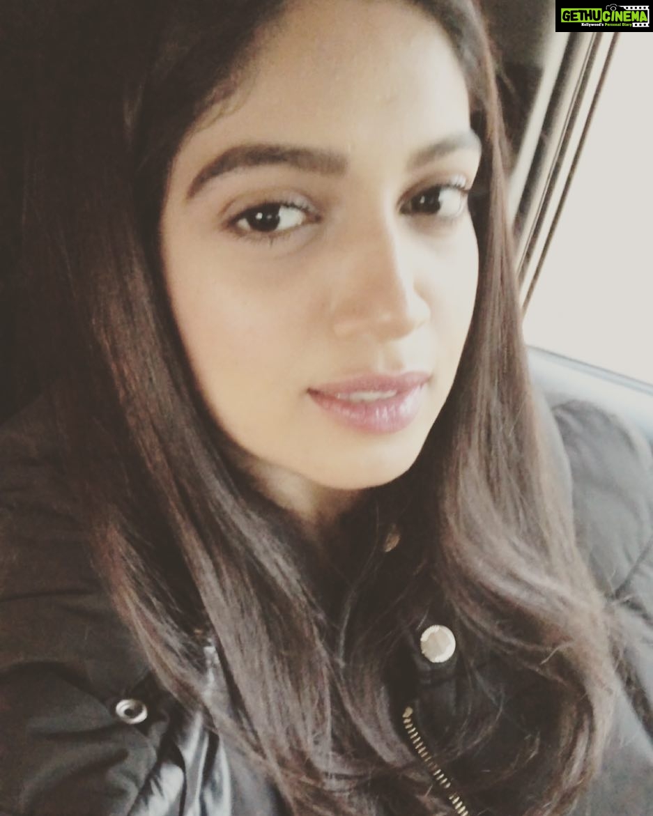 Bhumi Pednekar Instagram - Good Morning ❤️ Have a super amaze day all 🌈 #morning #wednesday #love #justcause